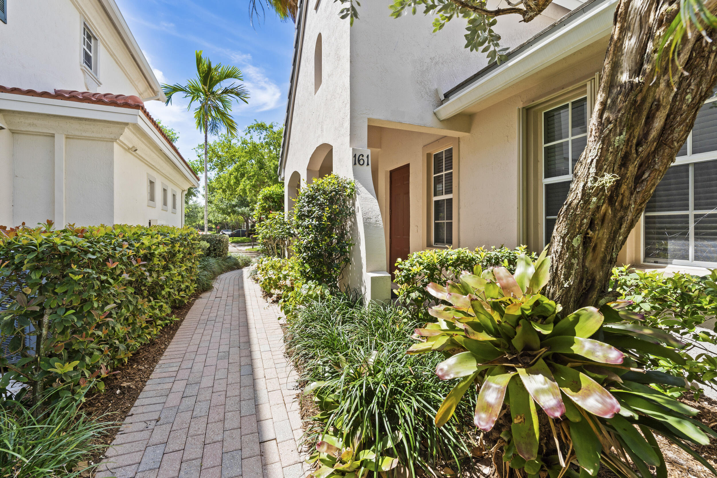 Palm Beach Gardens photo 2