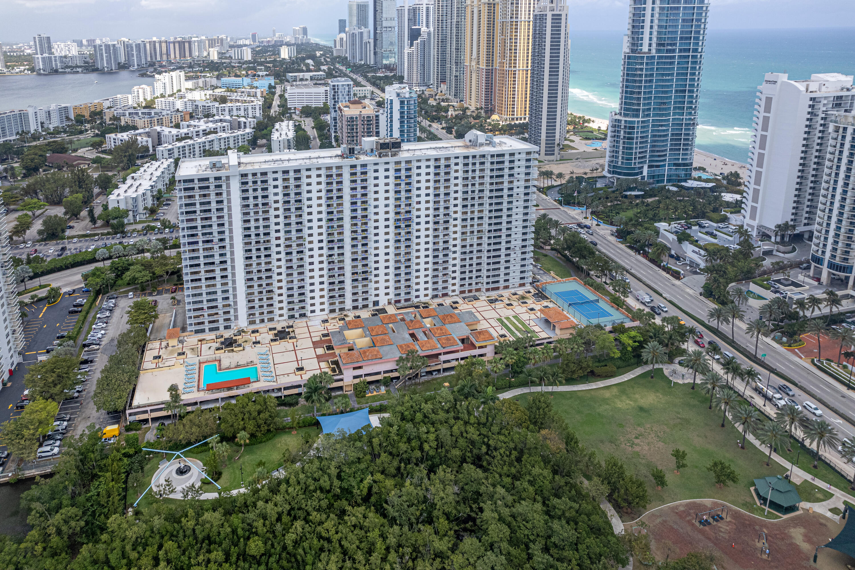 Sunny Isles Beach photo 2