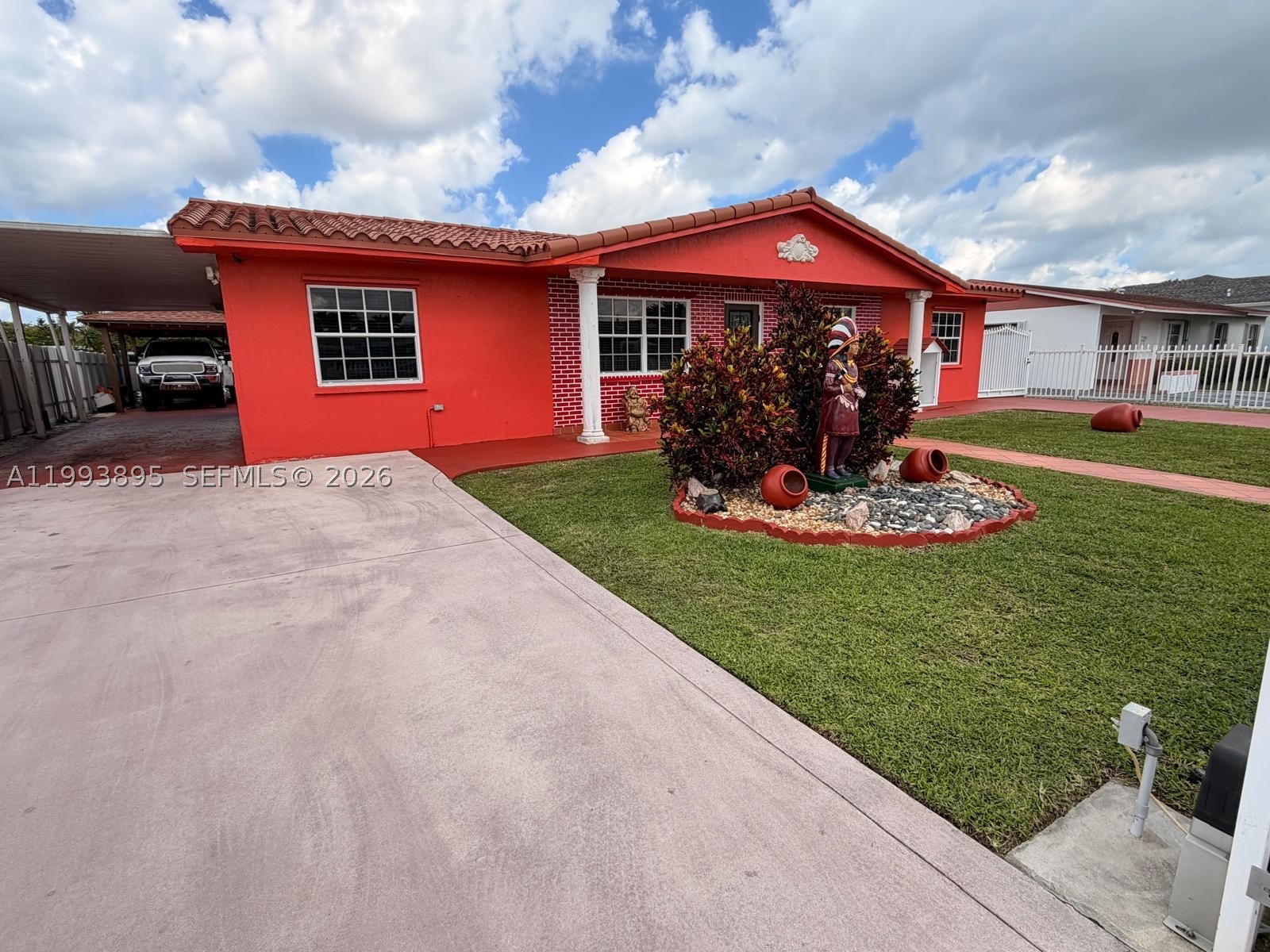Miami Gardens photo 2
