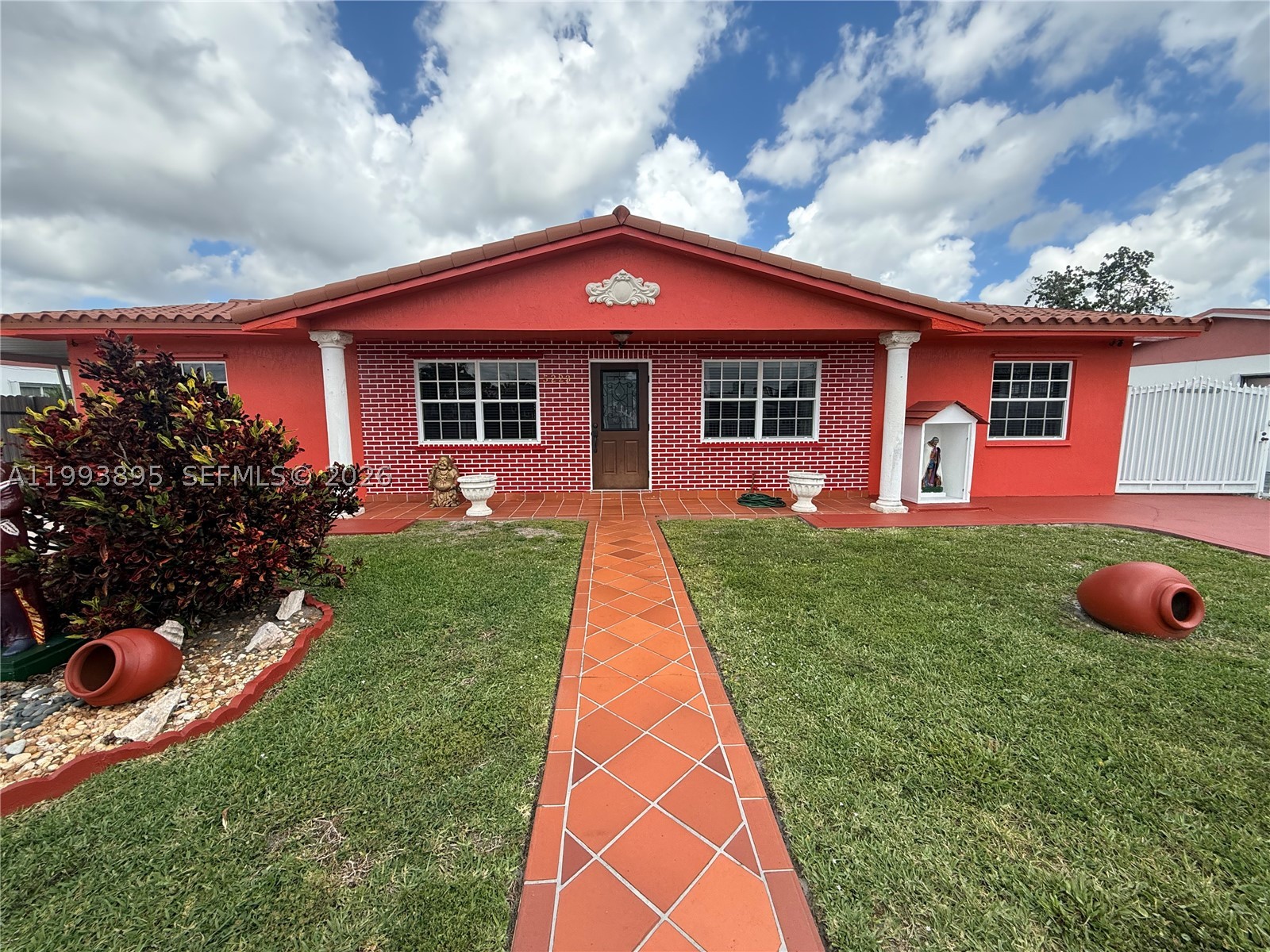 Miami Gardens photo 5