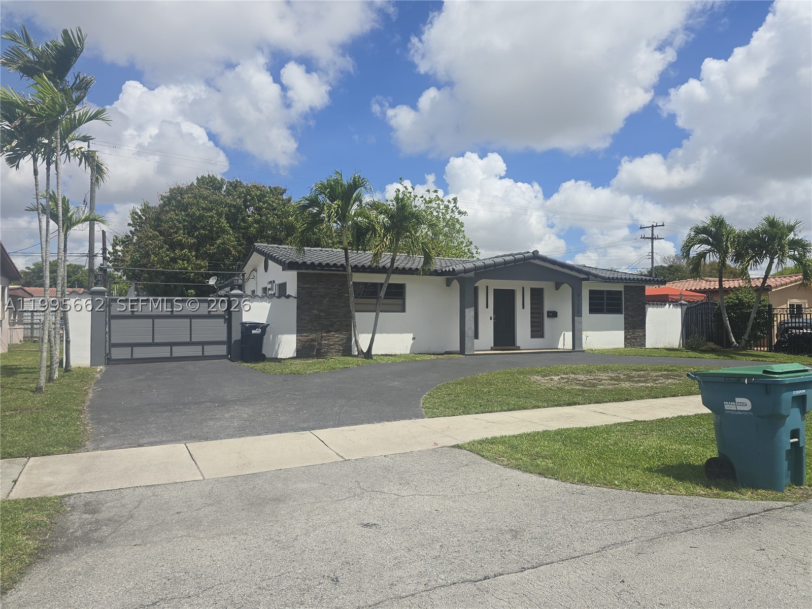 Miami photo 1