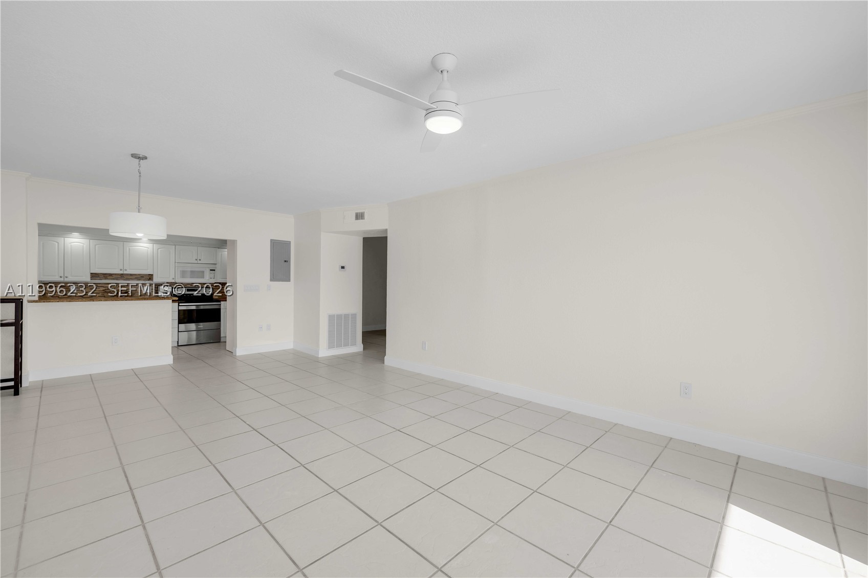 Hallandale Beach photo 3