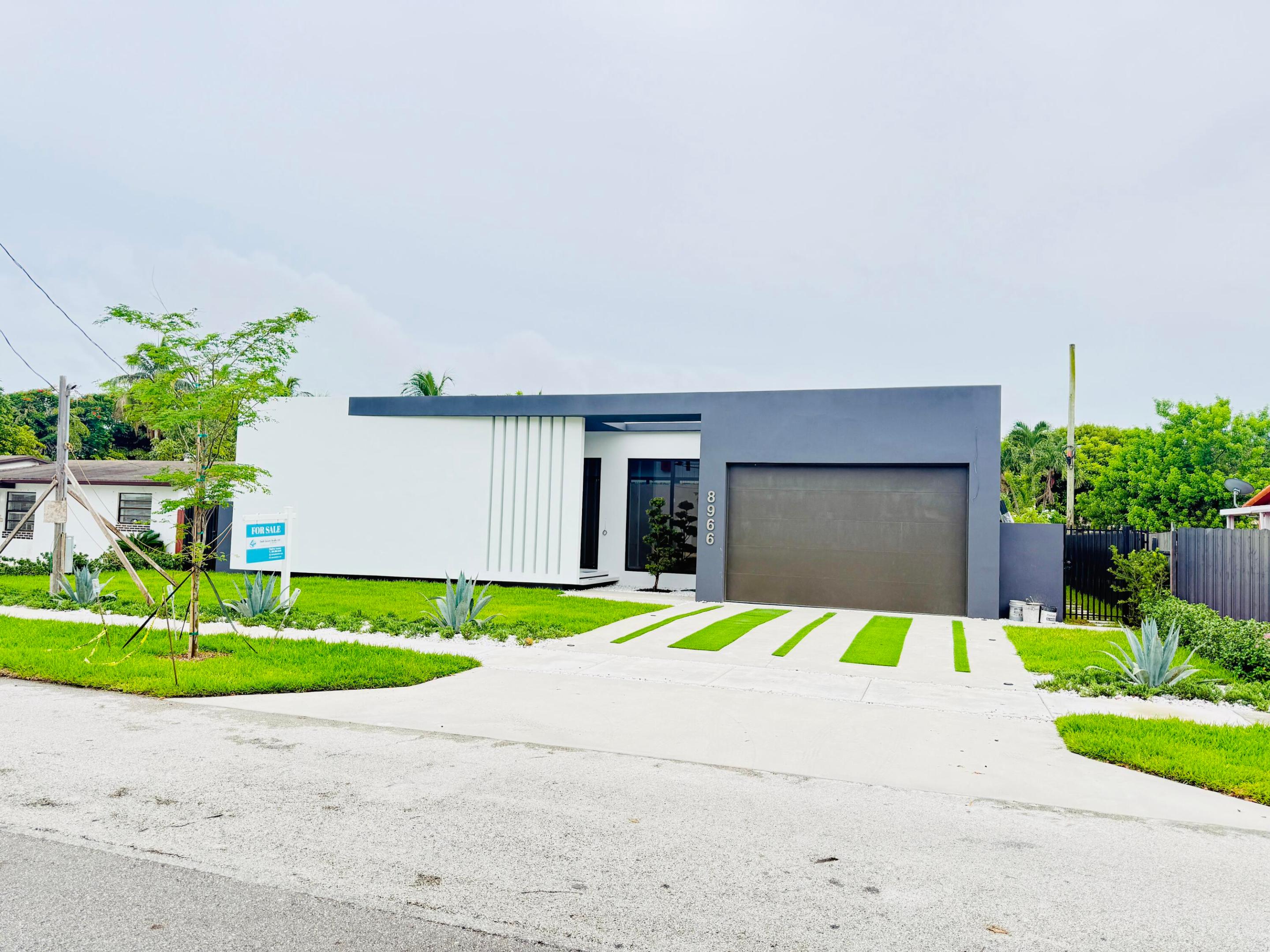 Miami photo 1