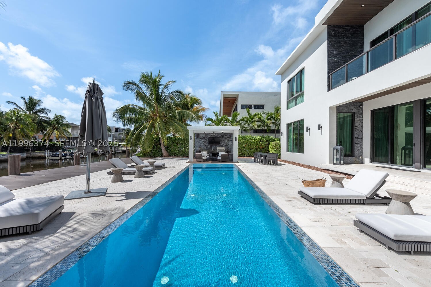 North Miami photo 3