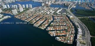 North Miami Beach photo 2