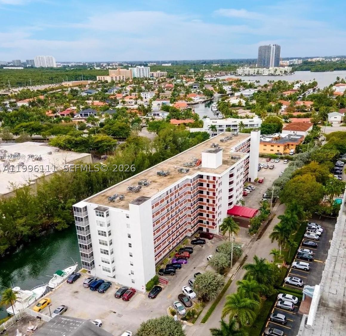North Miami Beach photo 3