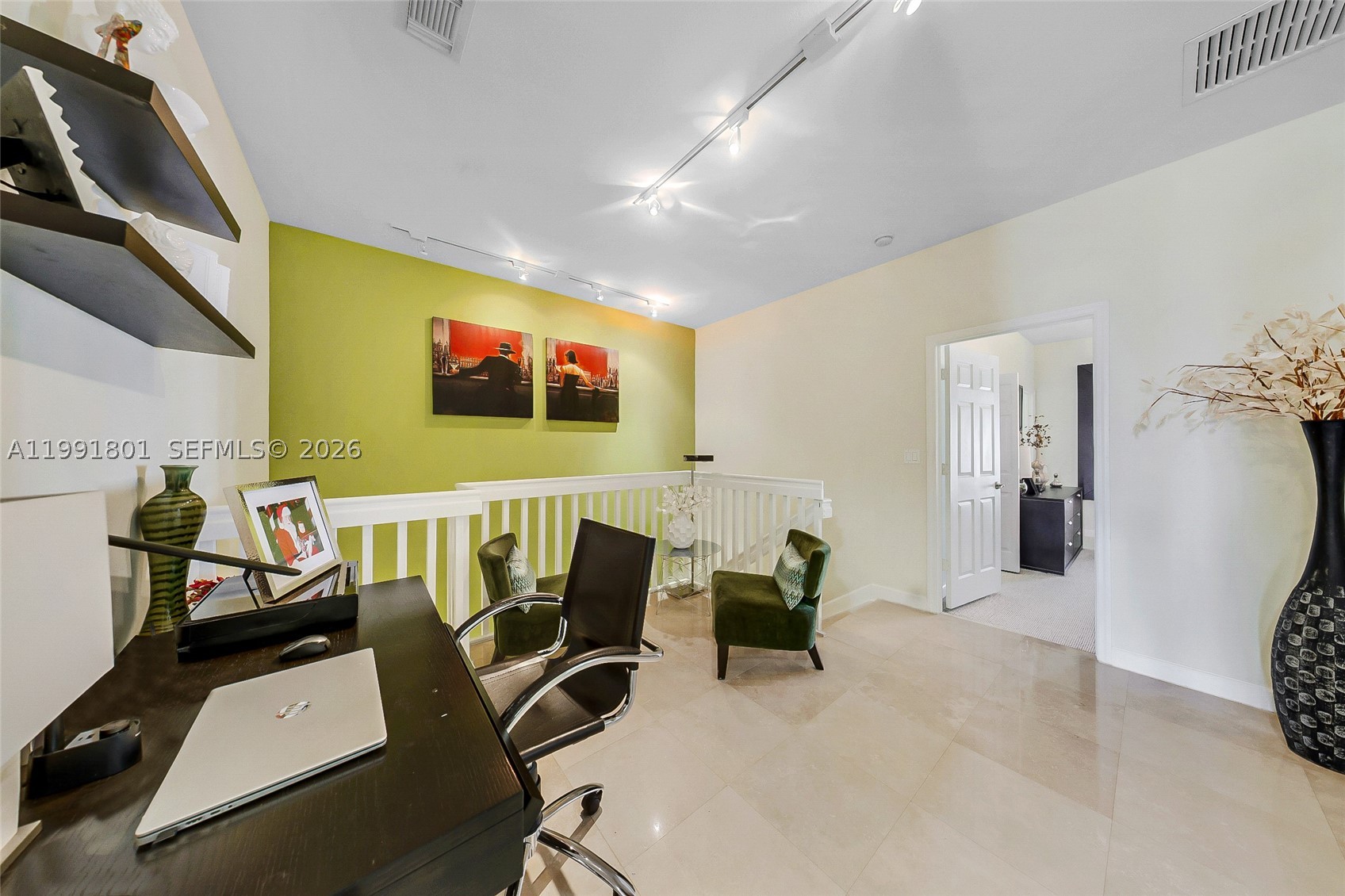 Doral photo 2