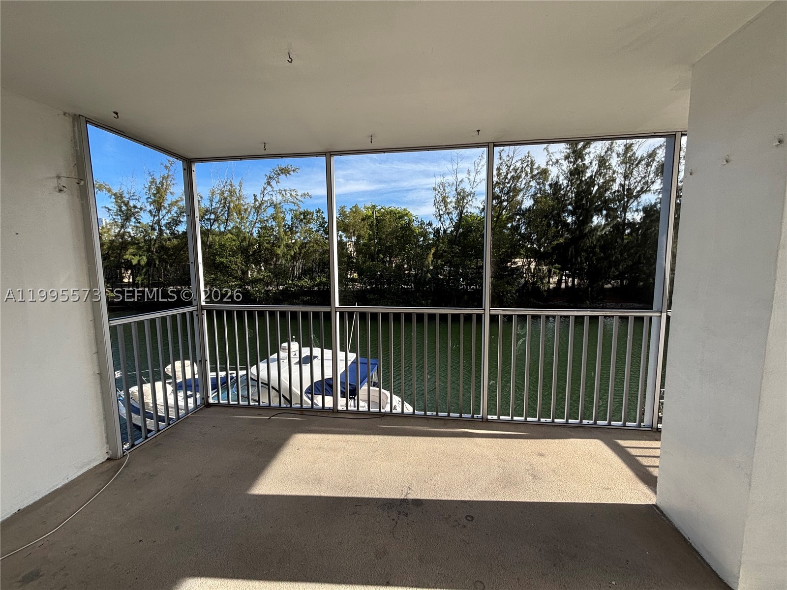North Miami Beach photo 1