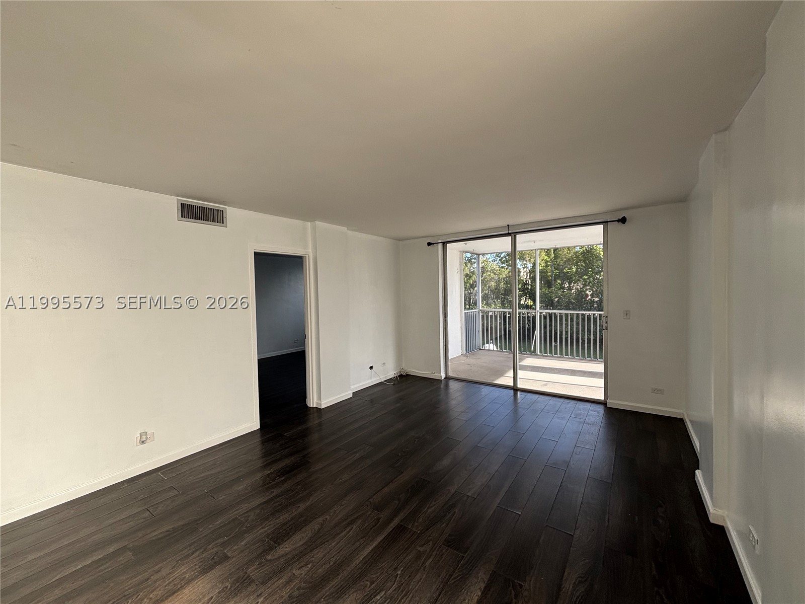 North Miami Beach photo 3