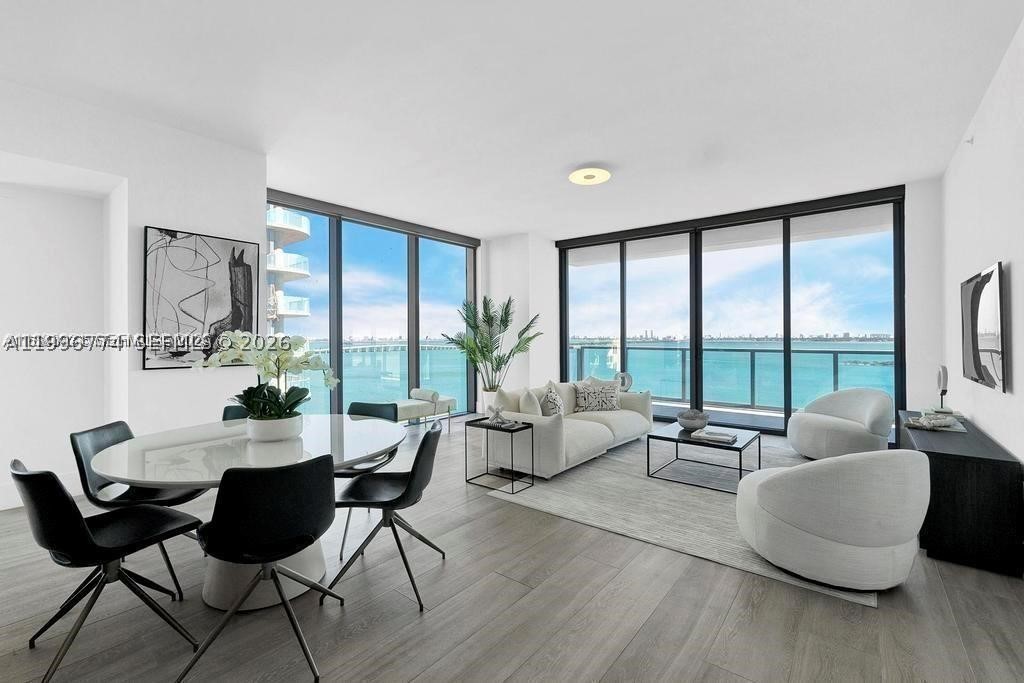 Miami photo 5