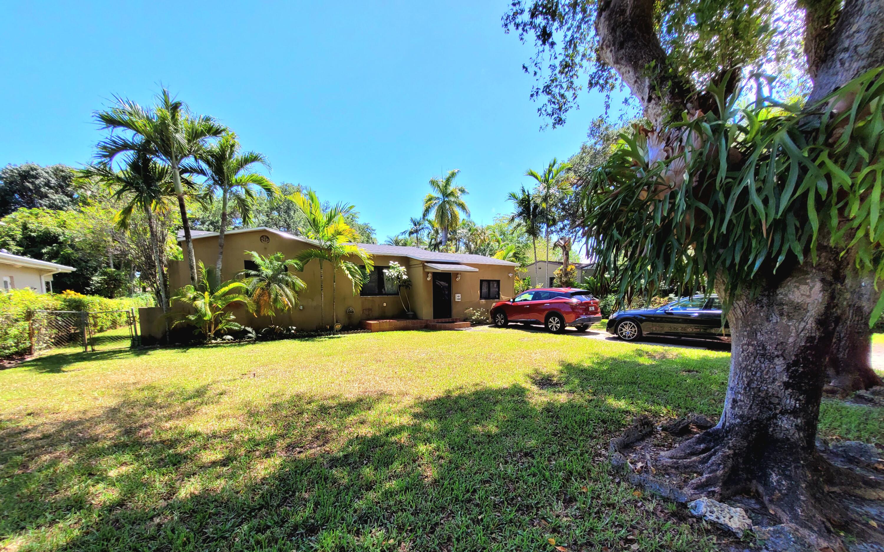 North Miami photo 1