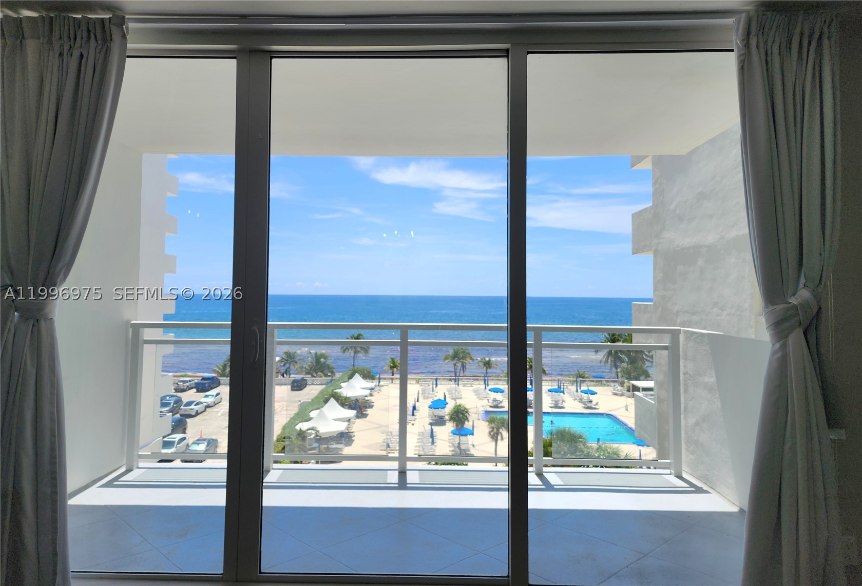 Hallandale Beach photo 4