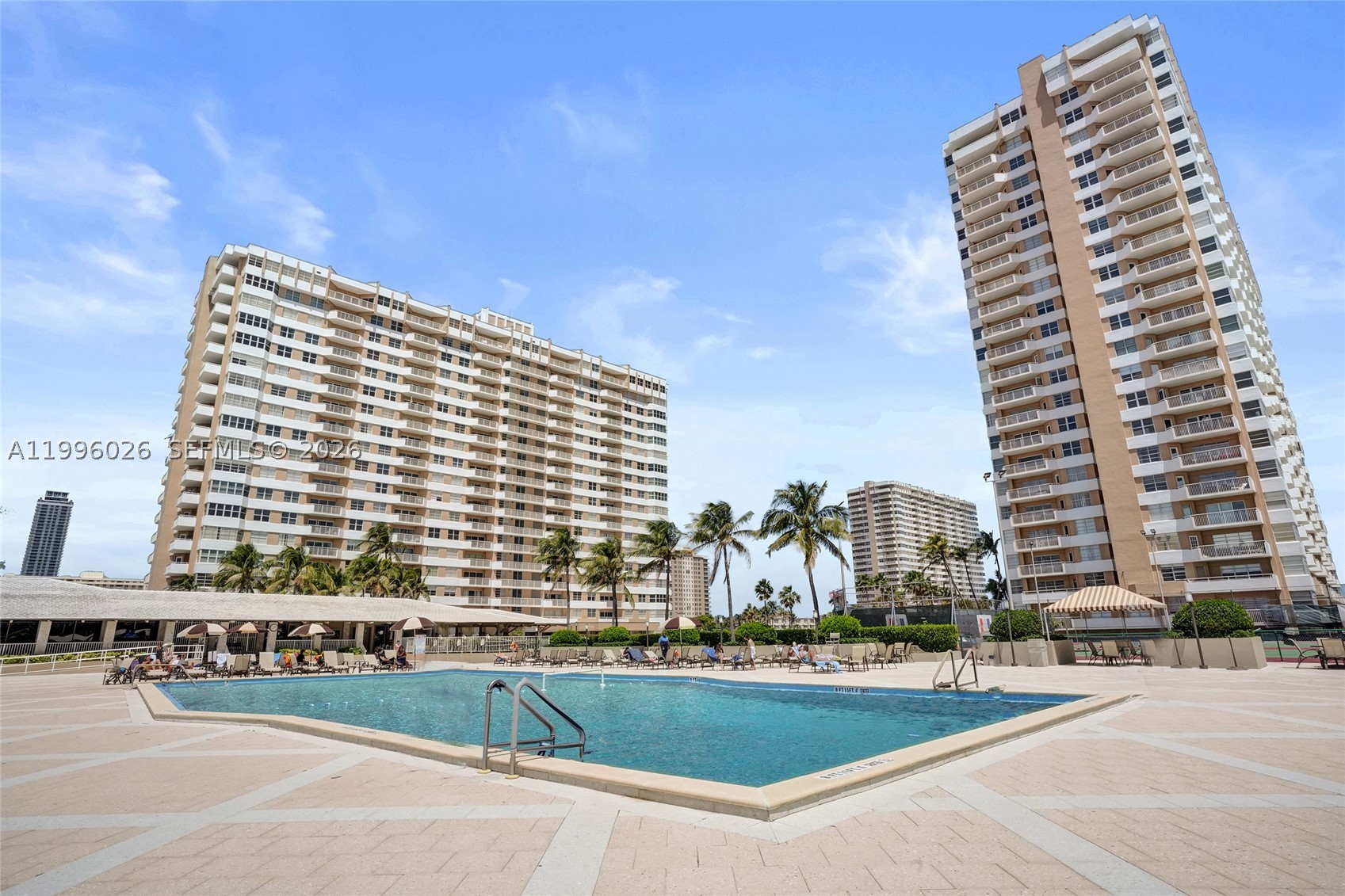 Hallandale Beach photo 1