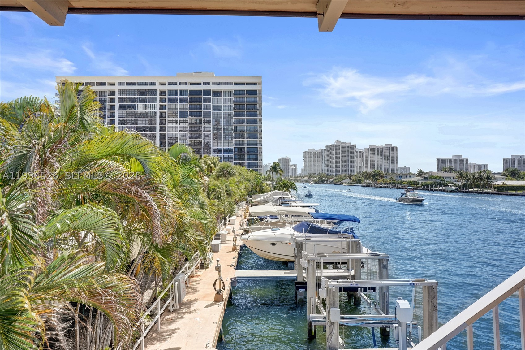 Hallandale Beach photo 2