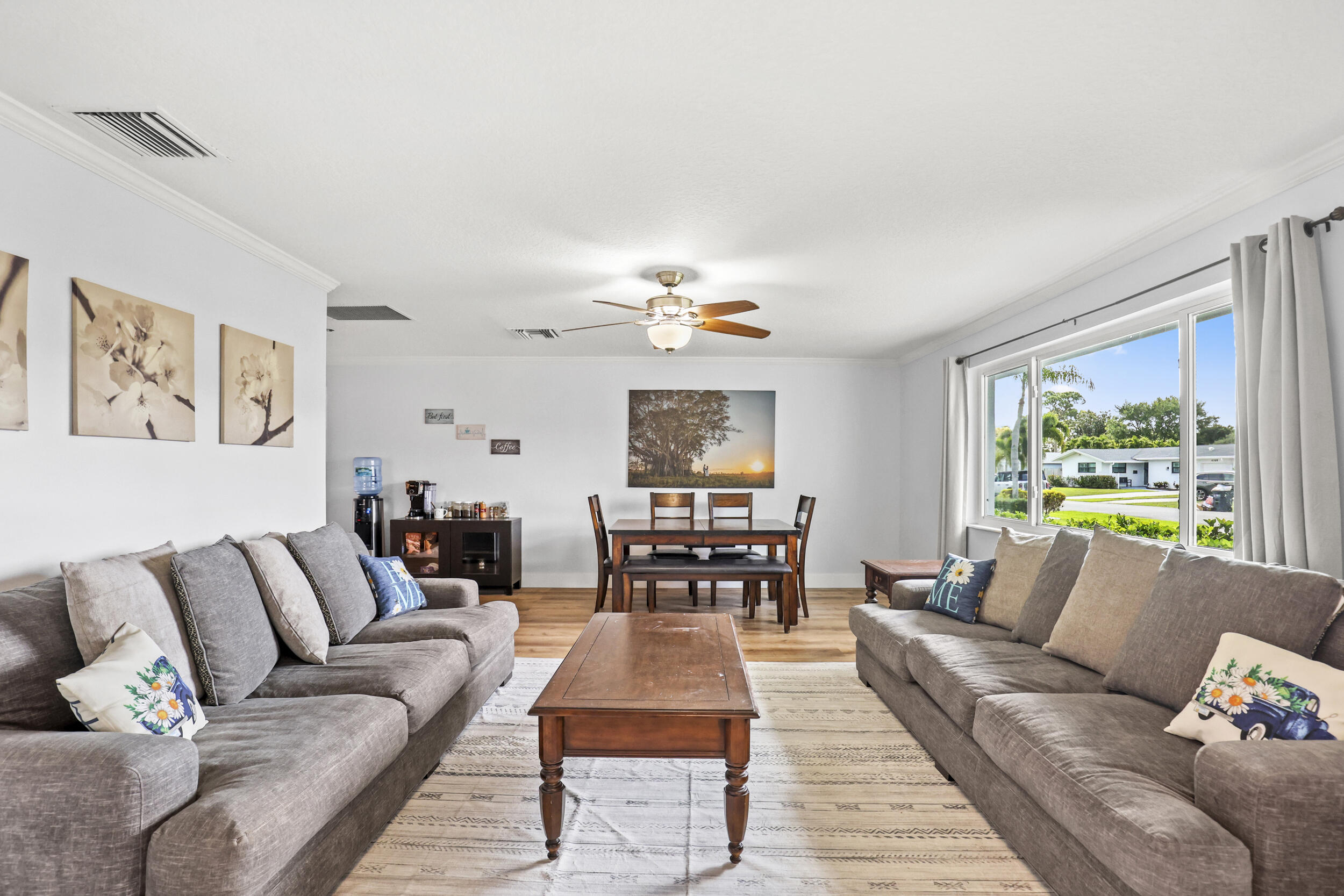 Palm Beach Gardens photo 2