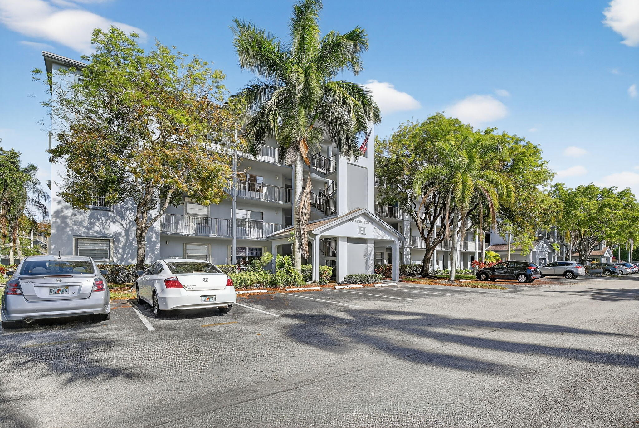 Pembroke Pines photo 2