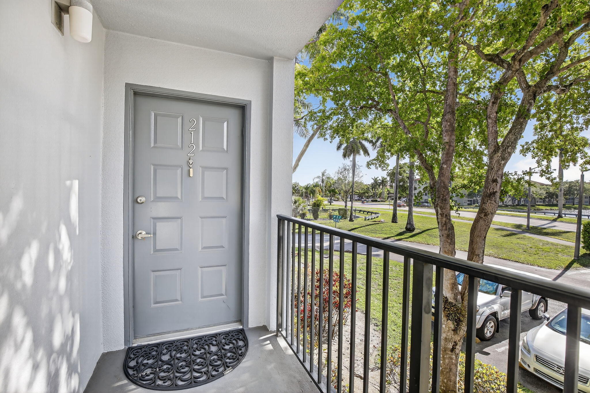 Pembroke Pines photo 4