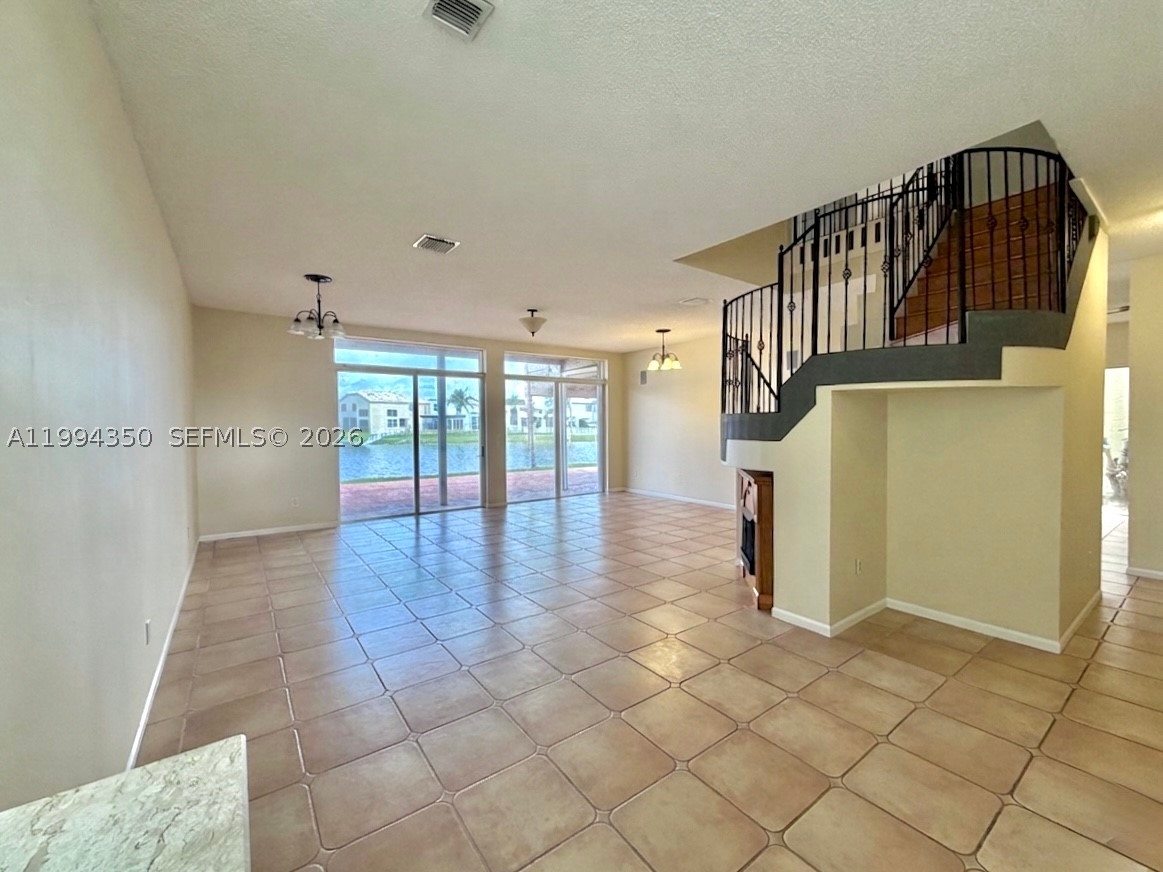 Pembroke Pines photo 4