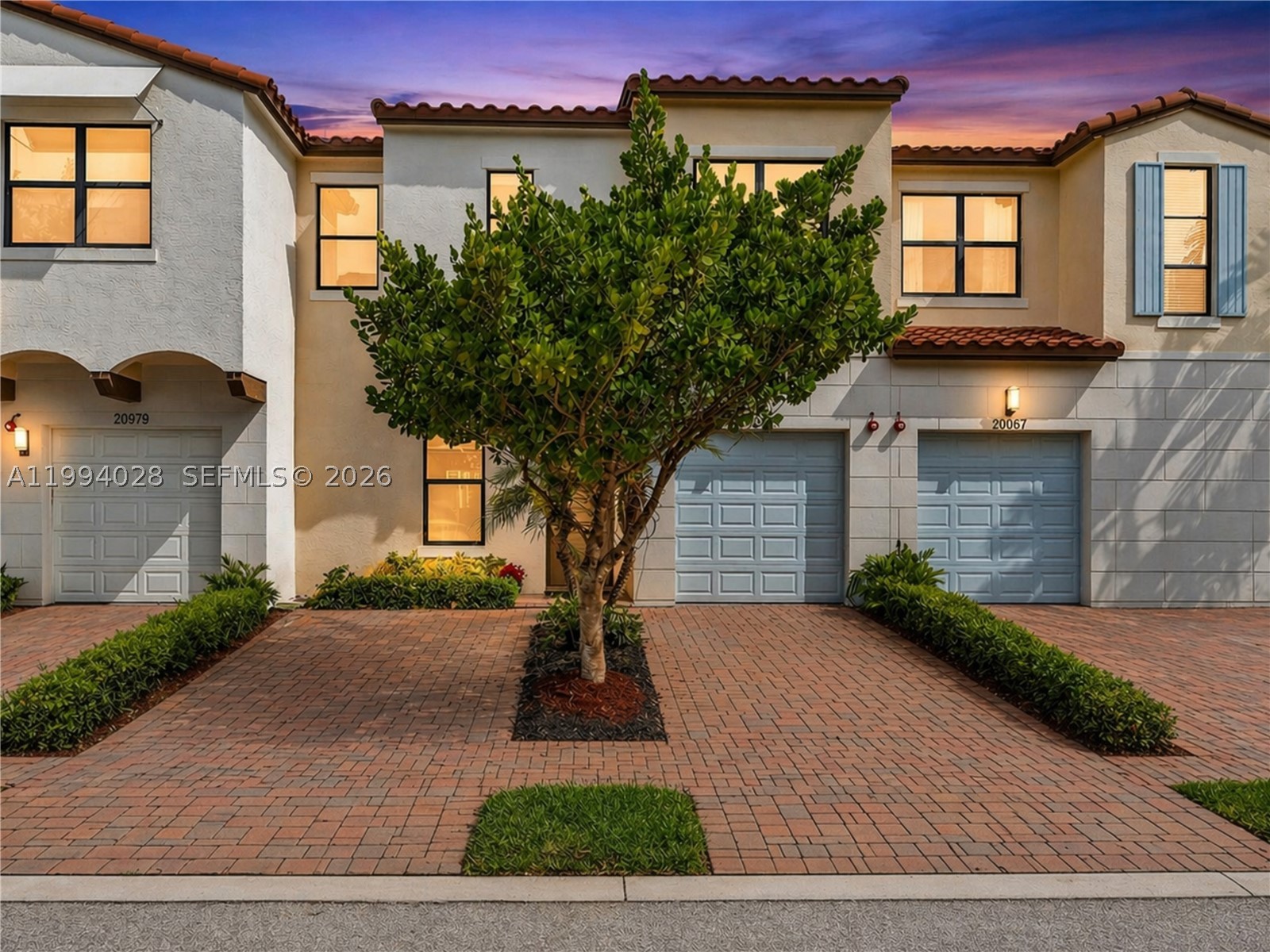 Pembroke Pines photo 1