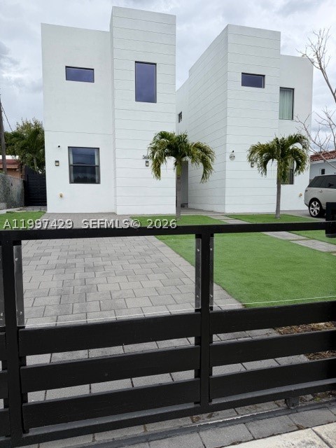 Miami photo 1