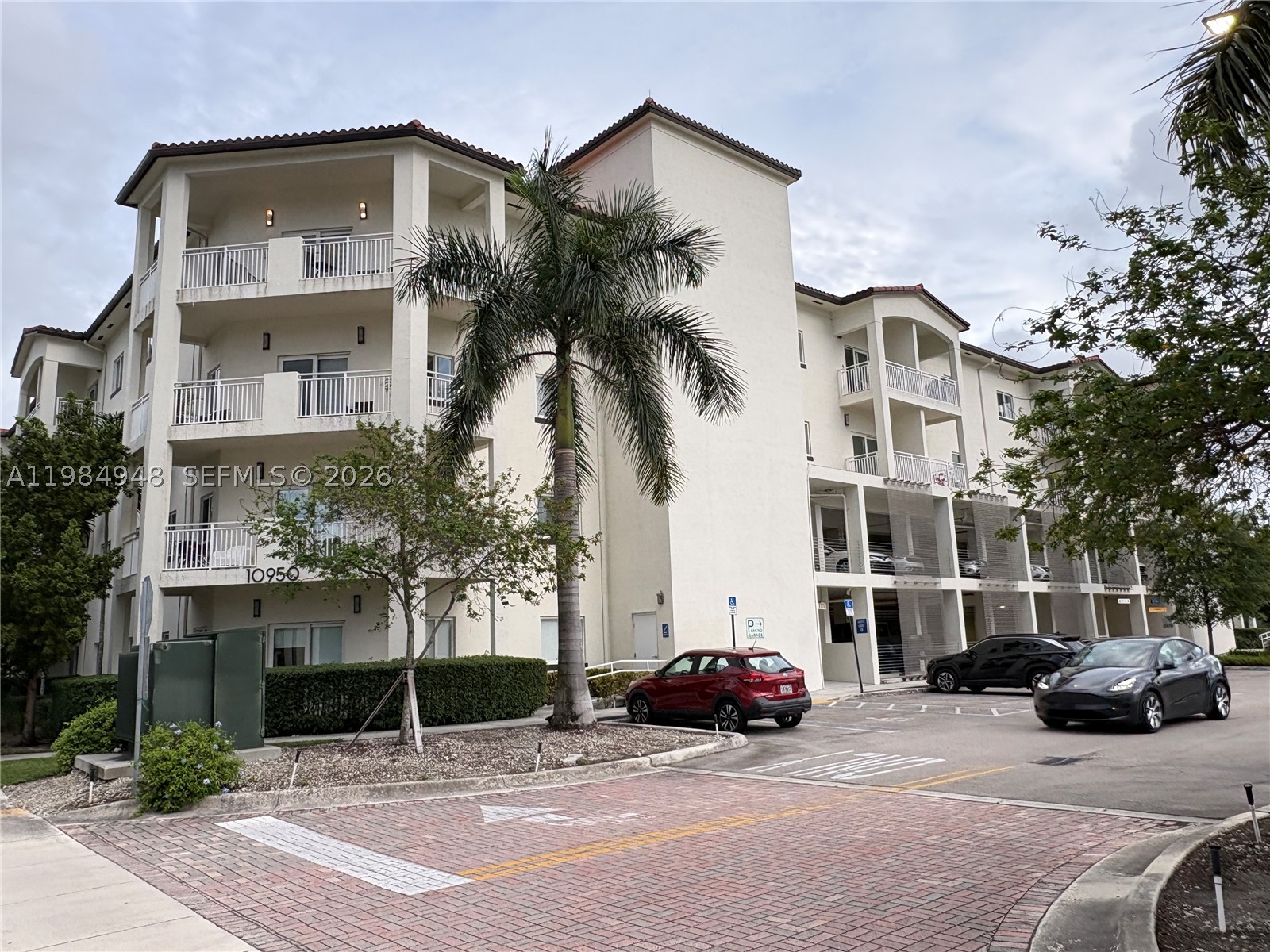 Doral photo 1