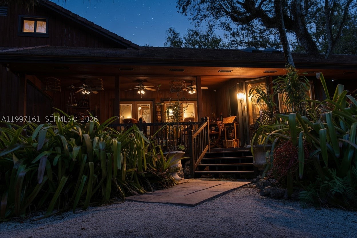 Homestead photo 5