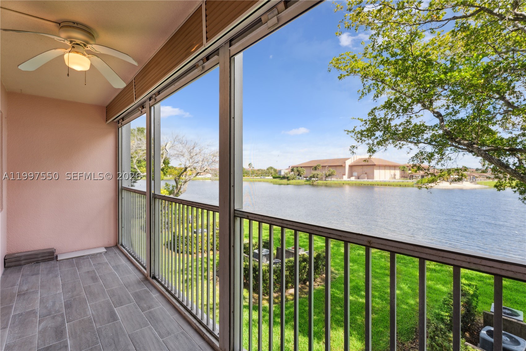 Pembroke Pines photo 2