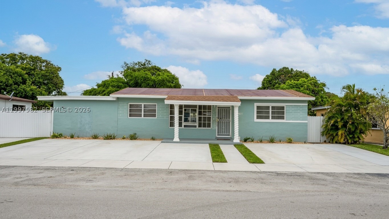 Miami Gardens photo 1