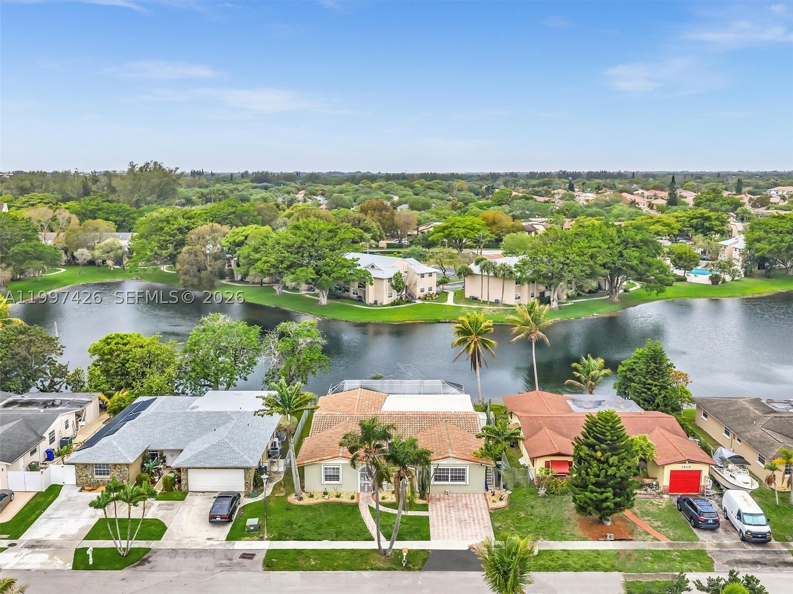 Pembroke Pines photo 1
