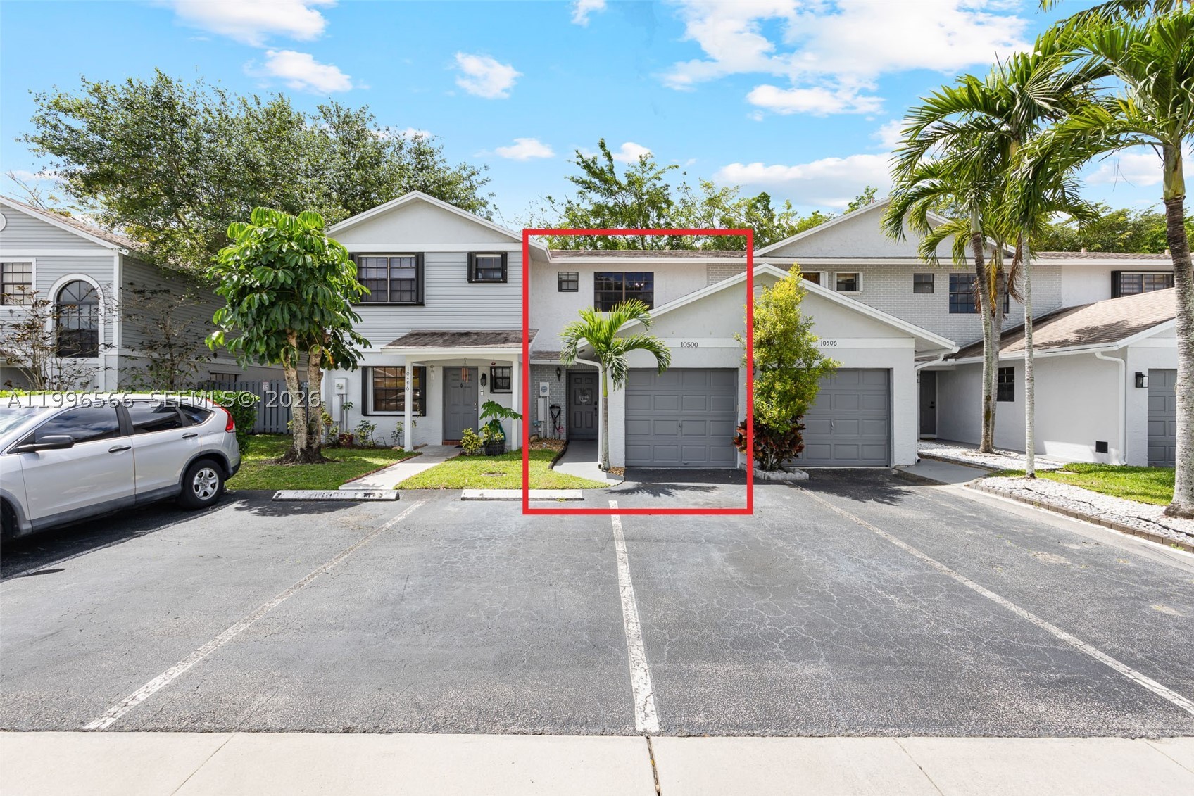 Pembroke Pines photo 1