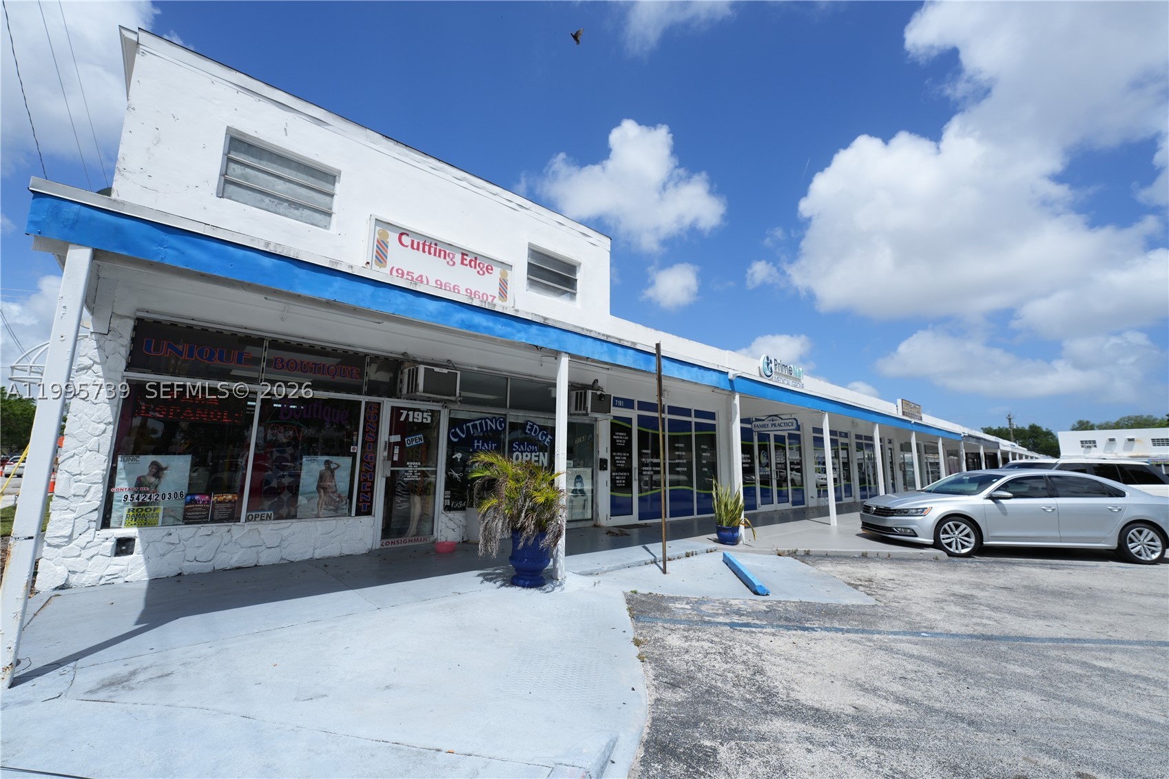 Pembroke Pines photo 2