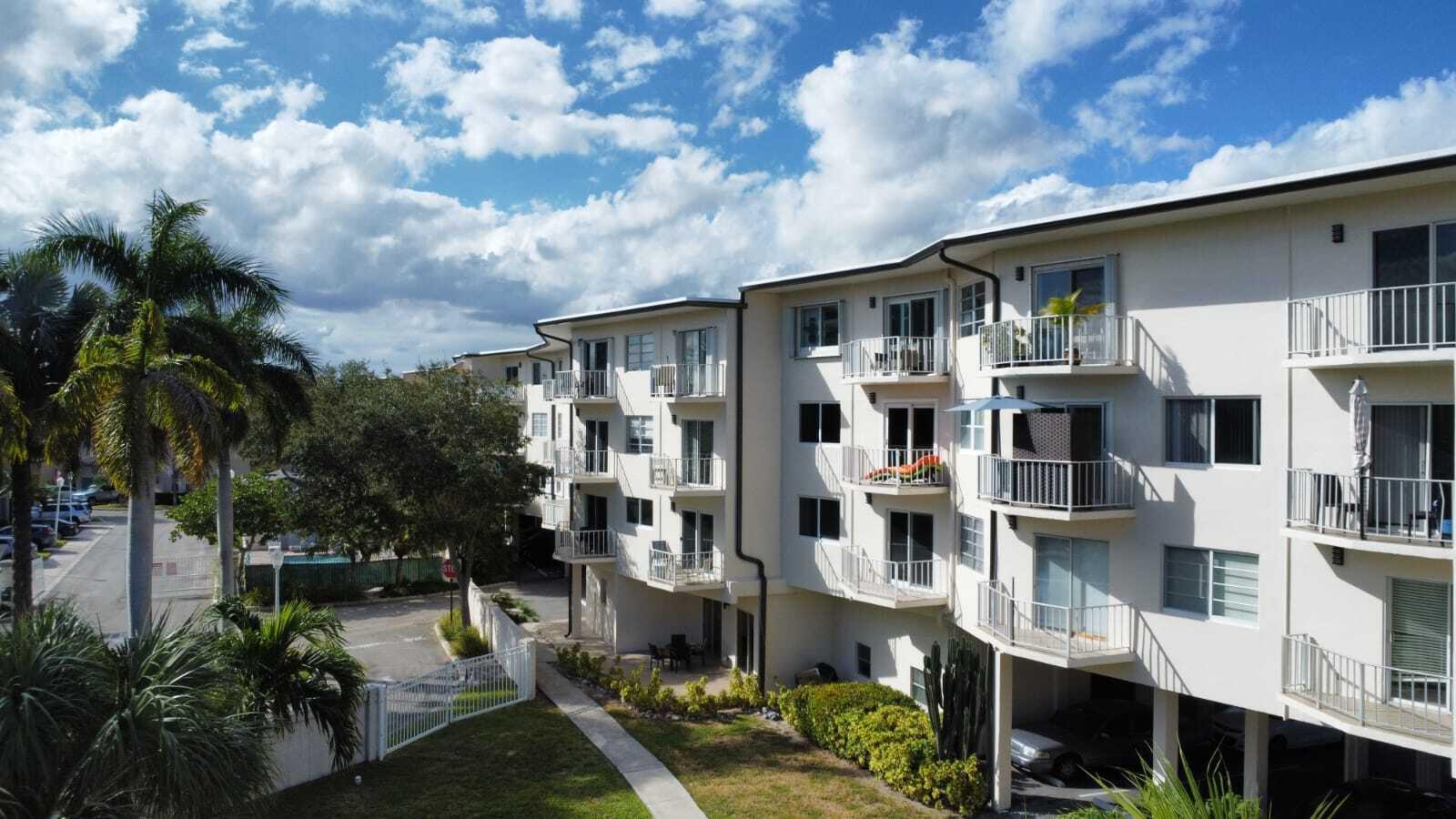 Pompano Beach photo 3