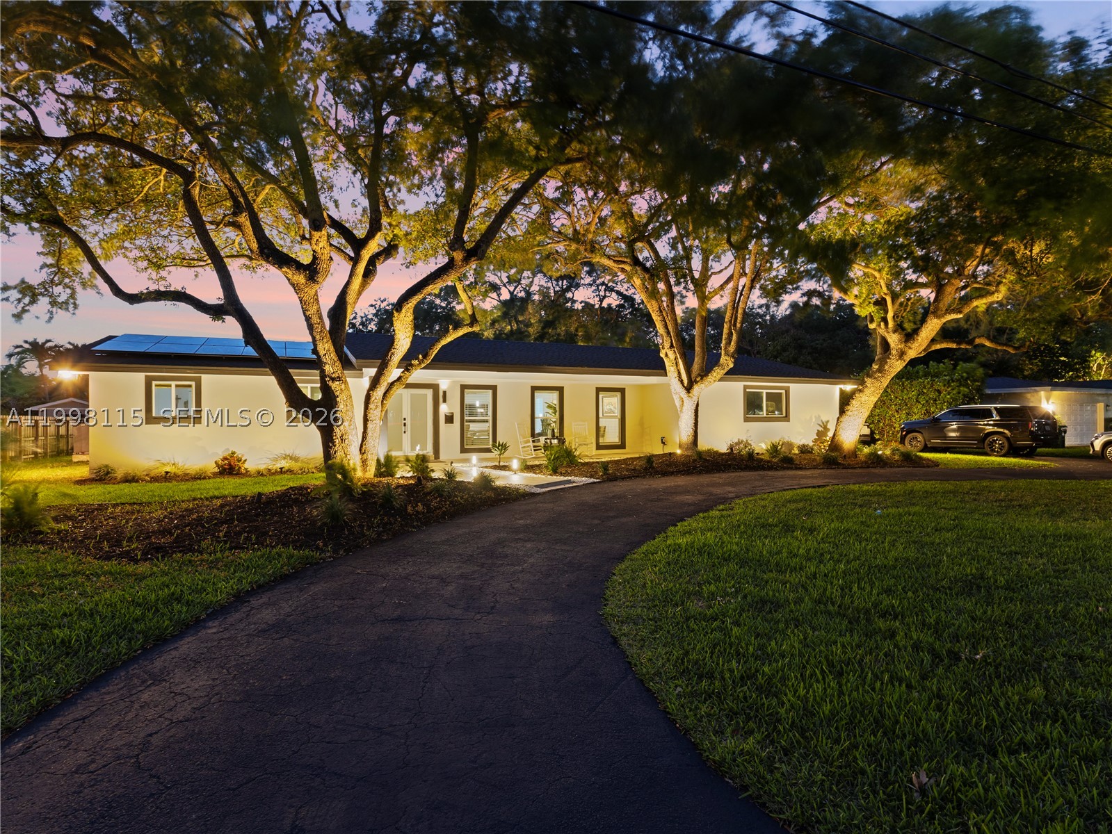 Palmetto Bay photo 2