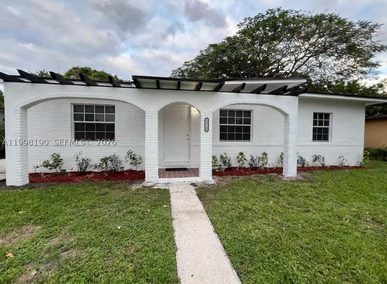 North Miami photo 1