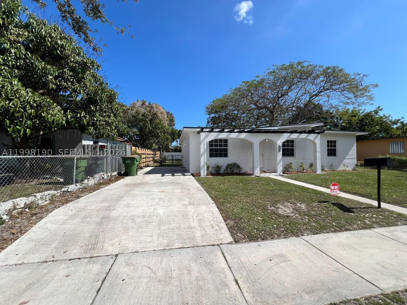 North Miami photo 4