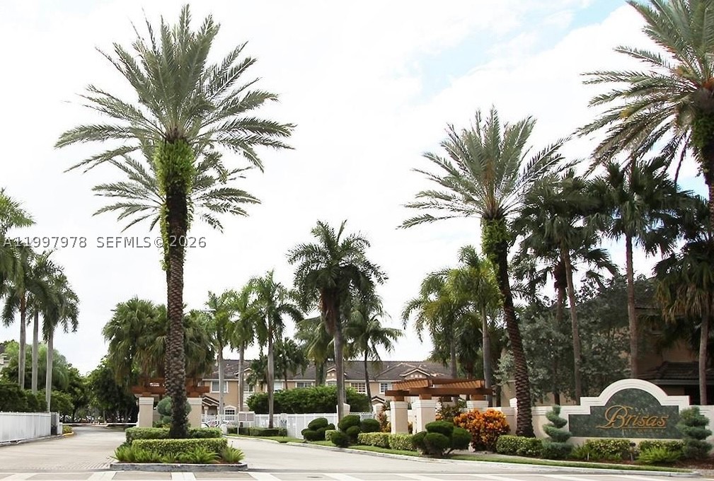 Doral photo 2