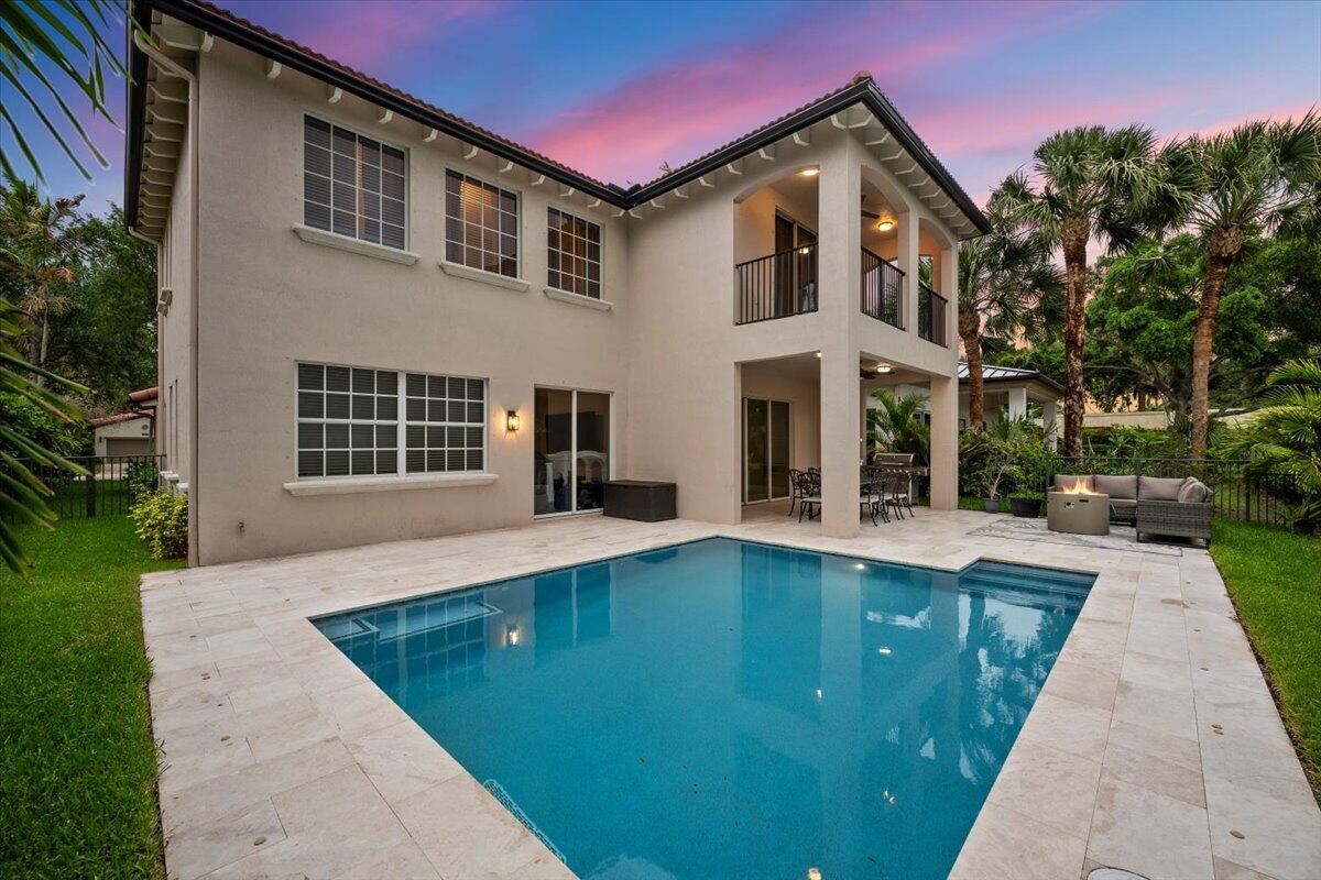 Palm Beach Gardens photo 1