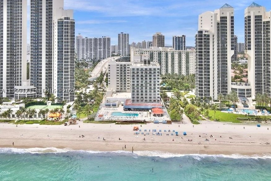 Sunny Isles Beach photo 1
