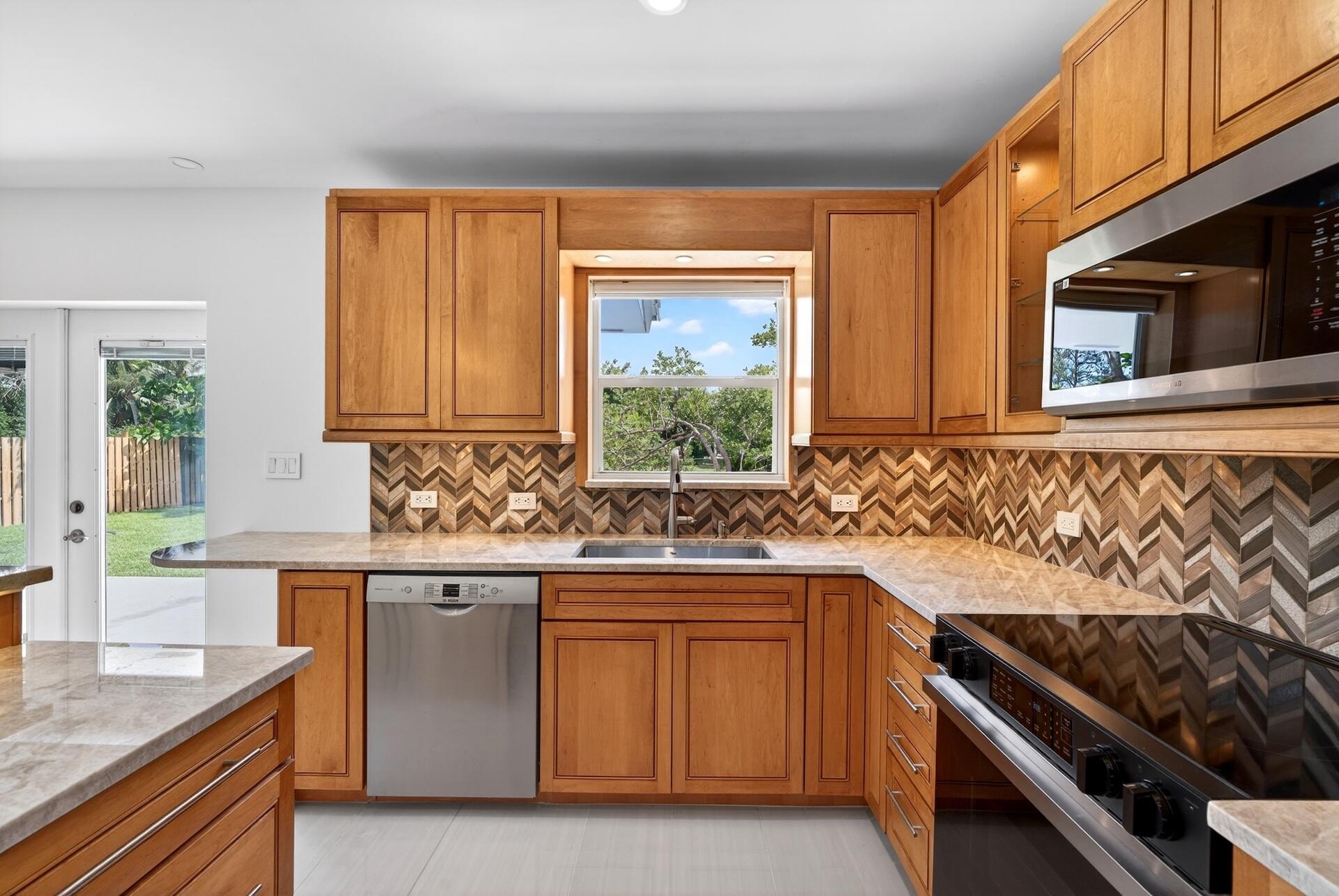 Wilton Manors photo 5
