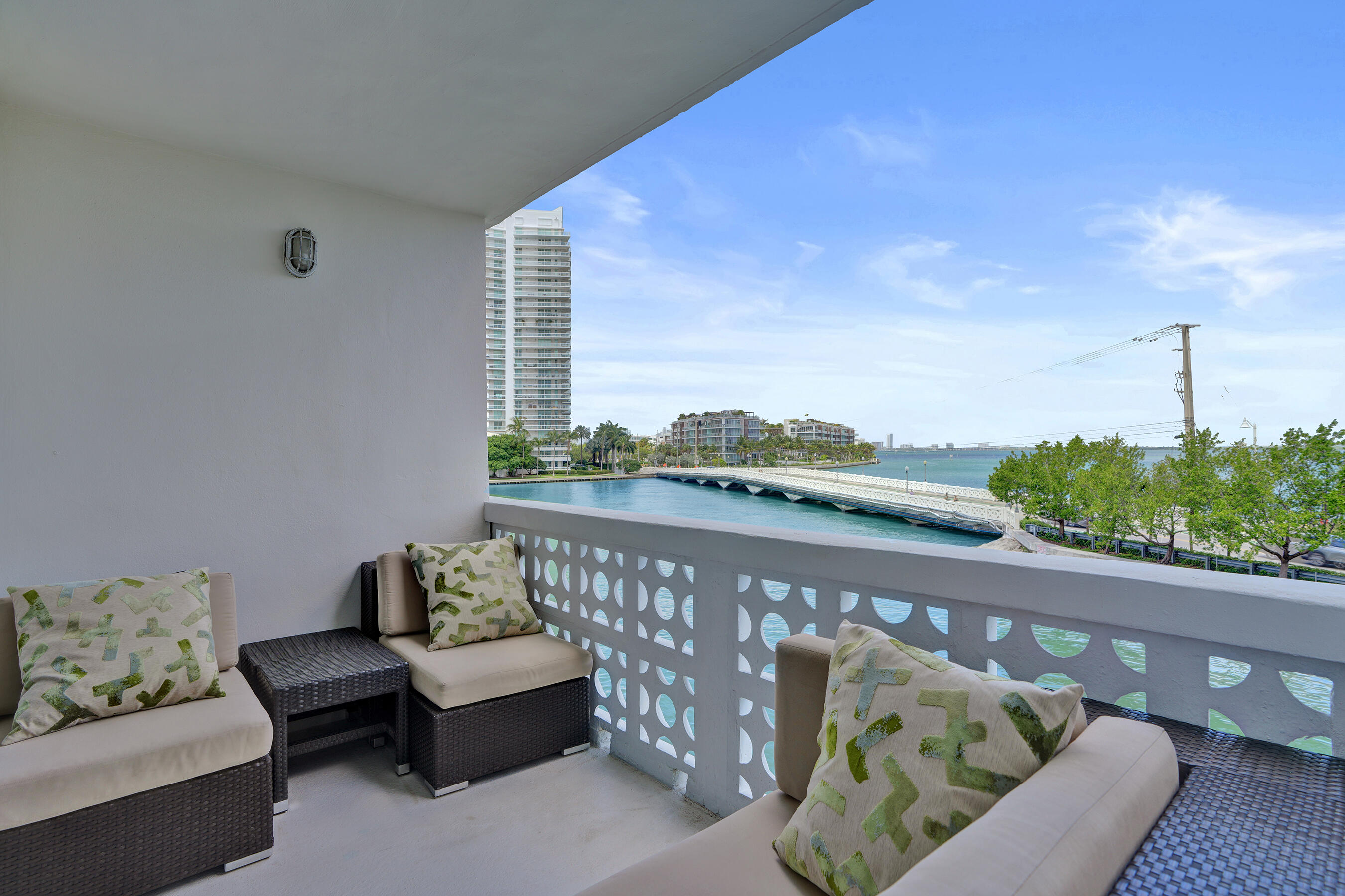 Miami Beach photo 2