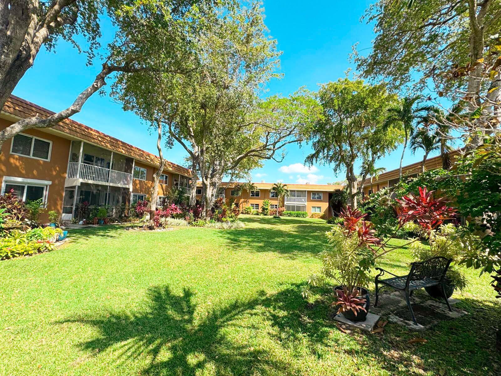 Wilton Manors photo 4