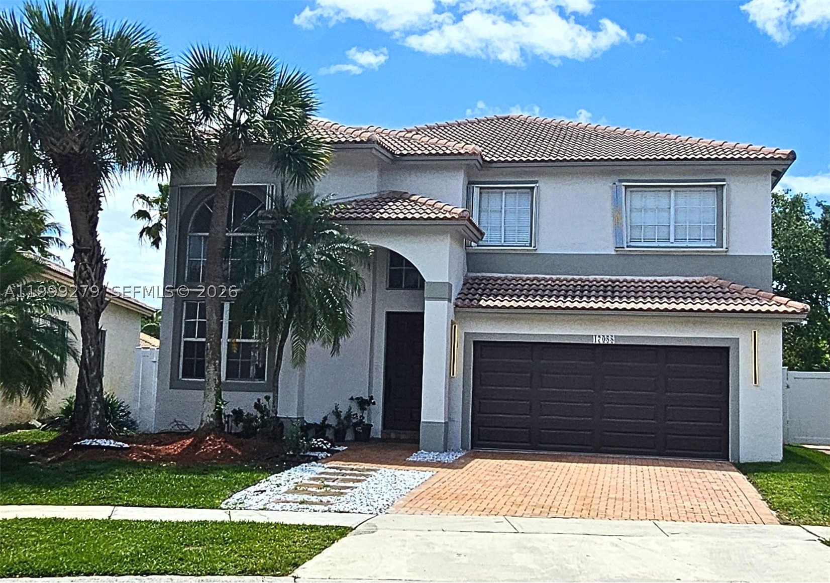 Pembroke Pines photo 3