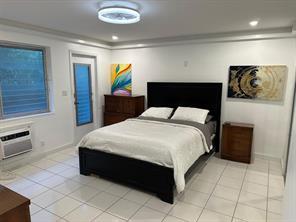 Miami Beach photo 2