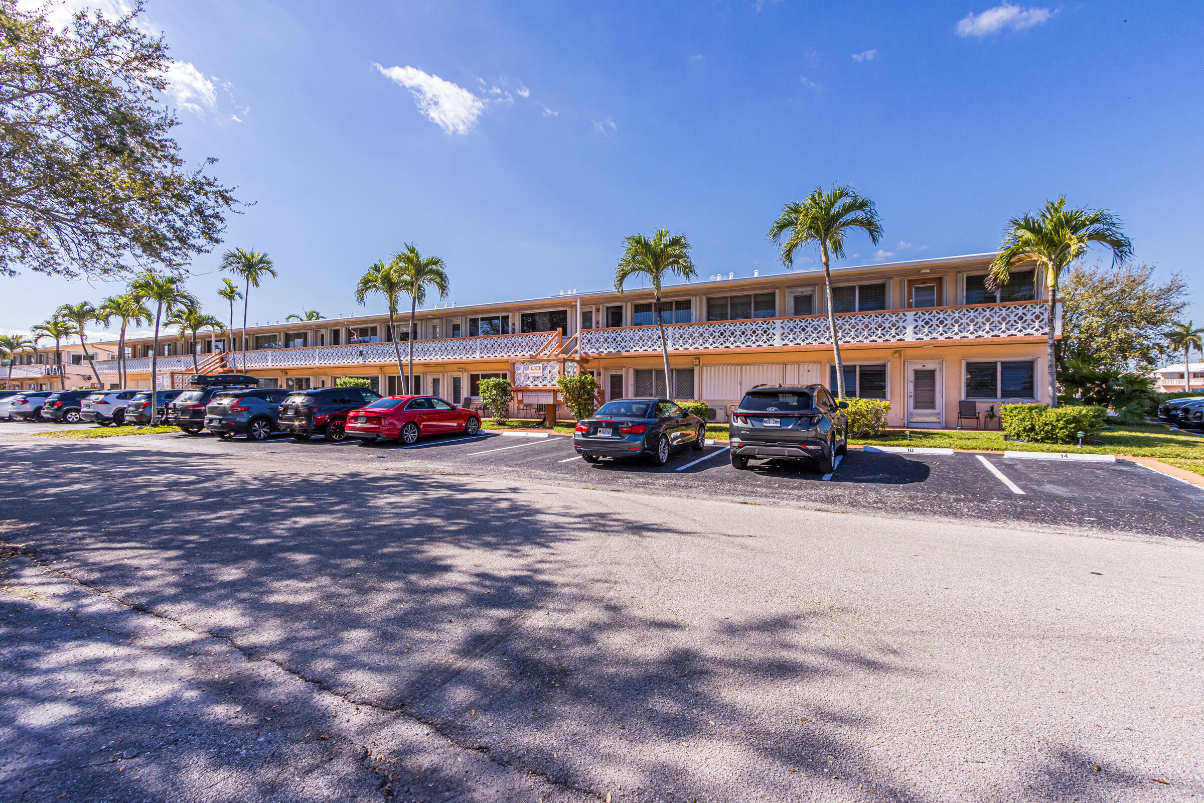 Hallandale Beach photo 5