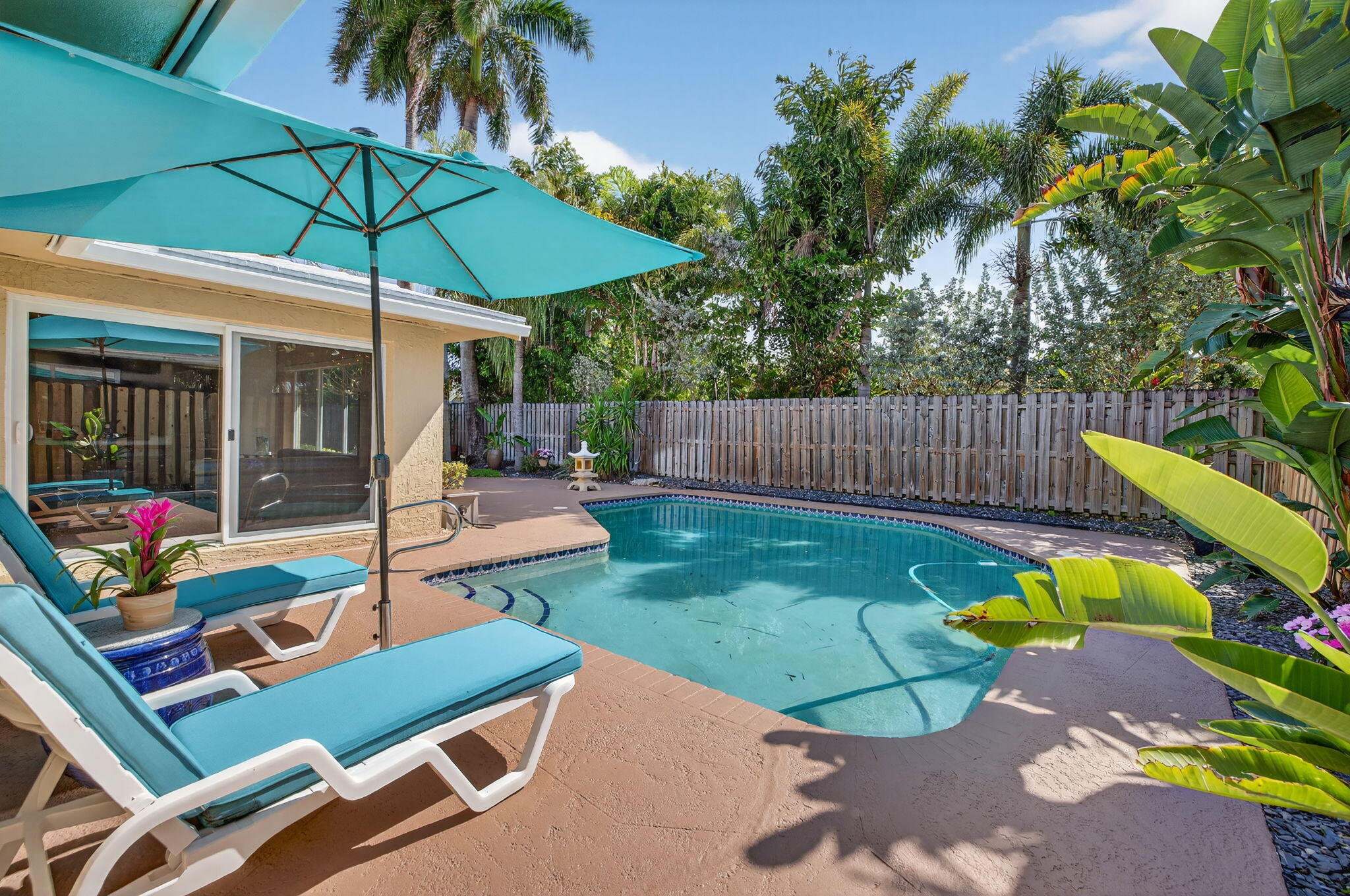 Wilton Manors photo 1