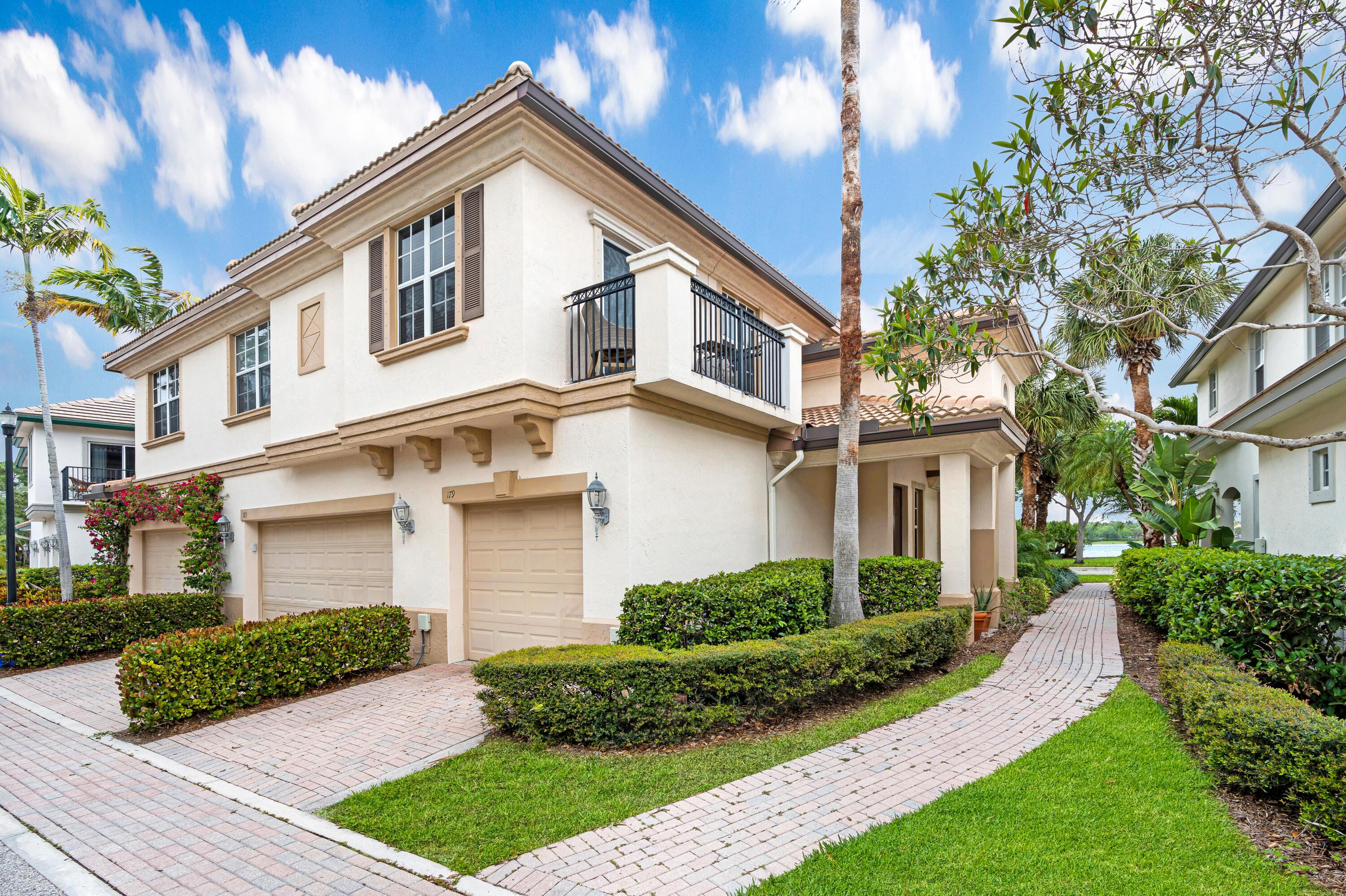 Palm Beach Gardens photo 1