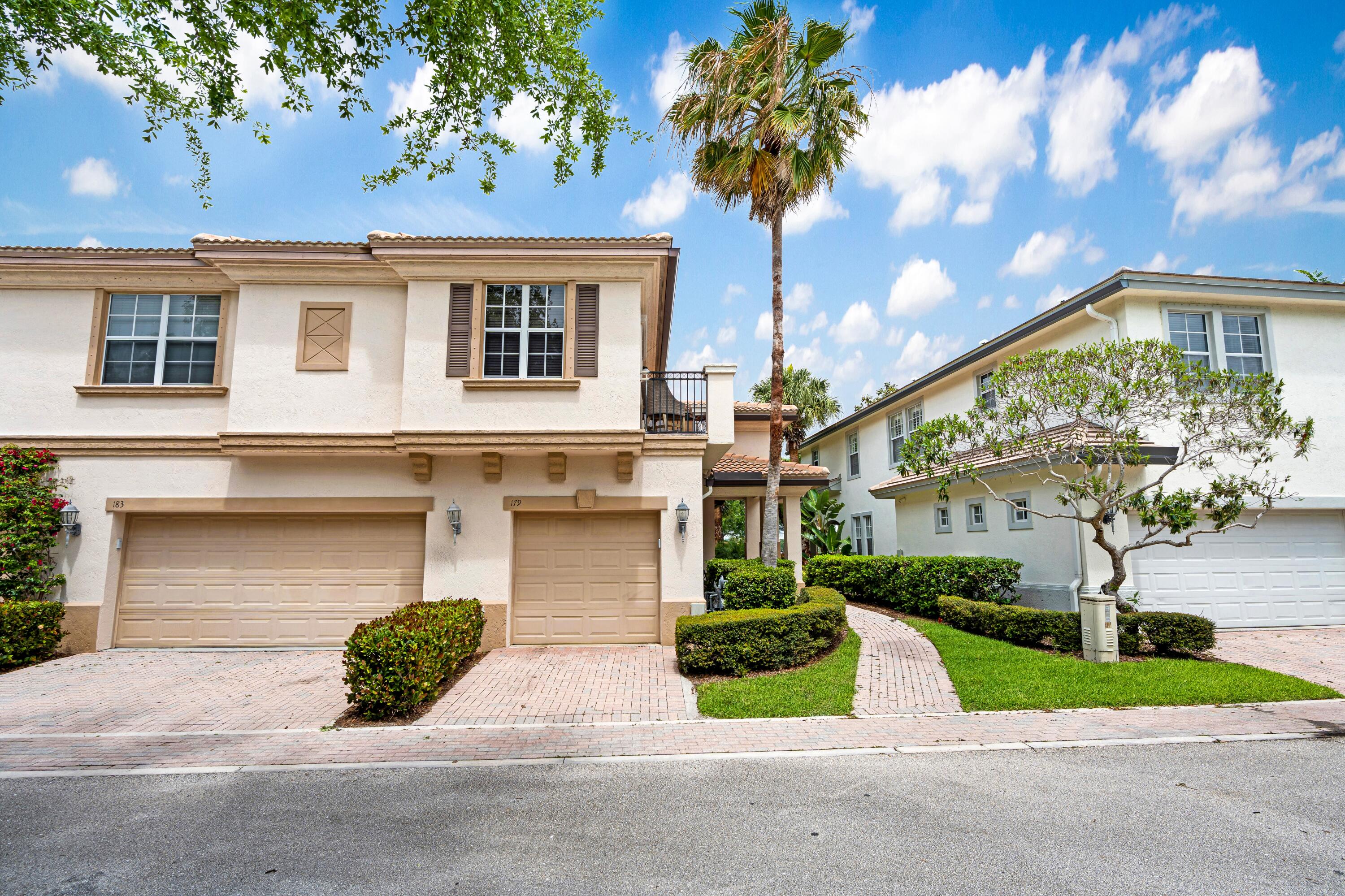 Palm Beach Gardens photo 2