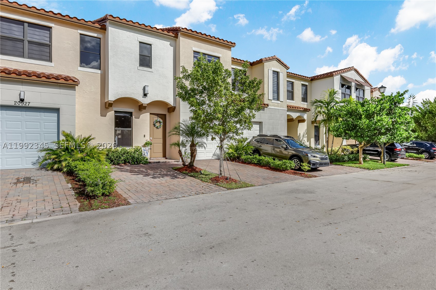 Pembroke Pines photo 3