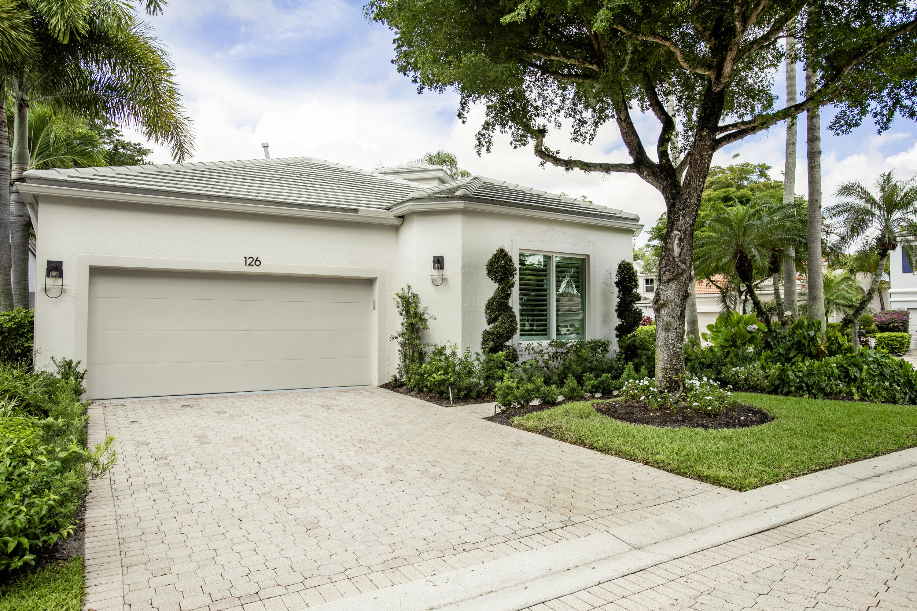 Palm Beach Gardens photo 3