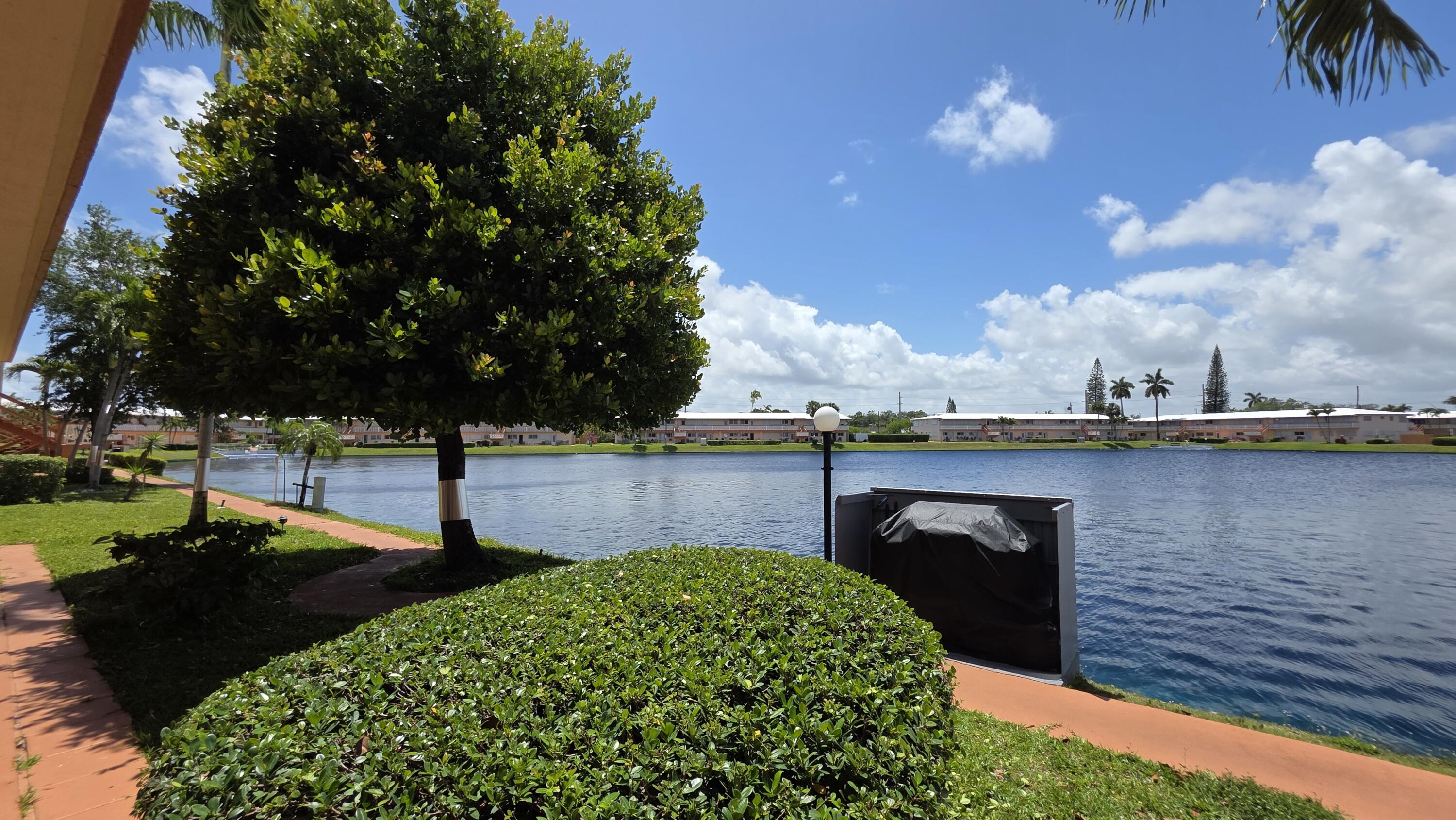 Hallandale Beach photo 1